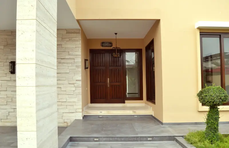 DHA PHASE 7, OFF Badar BRAND NEW 1000 Sq. Yards Bungalow for Sale