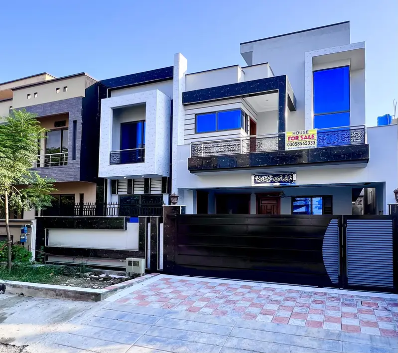 Brand New House For Sale Size 40*80