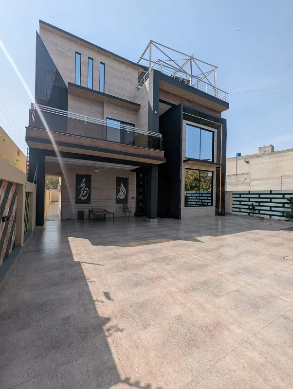 20 MARLA FURNISHED WITH FURNITURE BRAND NEW MODERN FURNISHED HOUSE FOR SALE IN NASHEMAAN E IQBAL PHASE 2