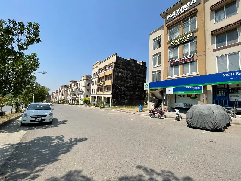 8 Marla Mein Expressway Facing Plot For Sale In Bahria Town Islamabad Phase 7 Spring North