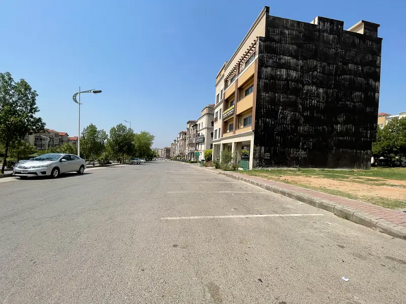 8 Marla Mein Expressway Facing Plot For Sale In Bahria Town Islamabad Phase 7 Spring North
