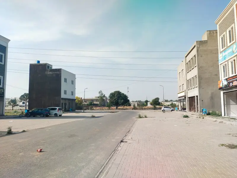 2 Marla Commercial Building For Sale In C-Block Khayaban-e-Amin Society Lhr.