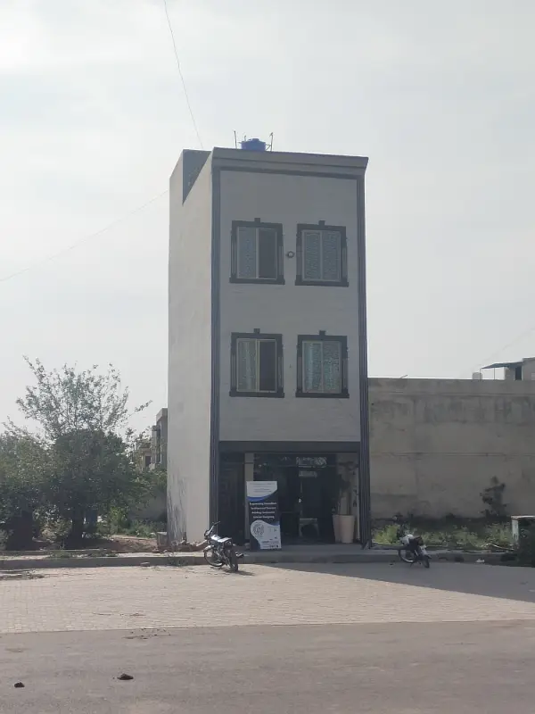2 Marla Commercial Building For Sale In C-Block Khayaban-e-Amin Society Lhr.